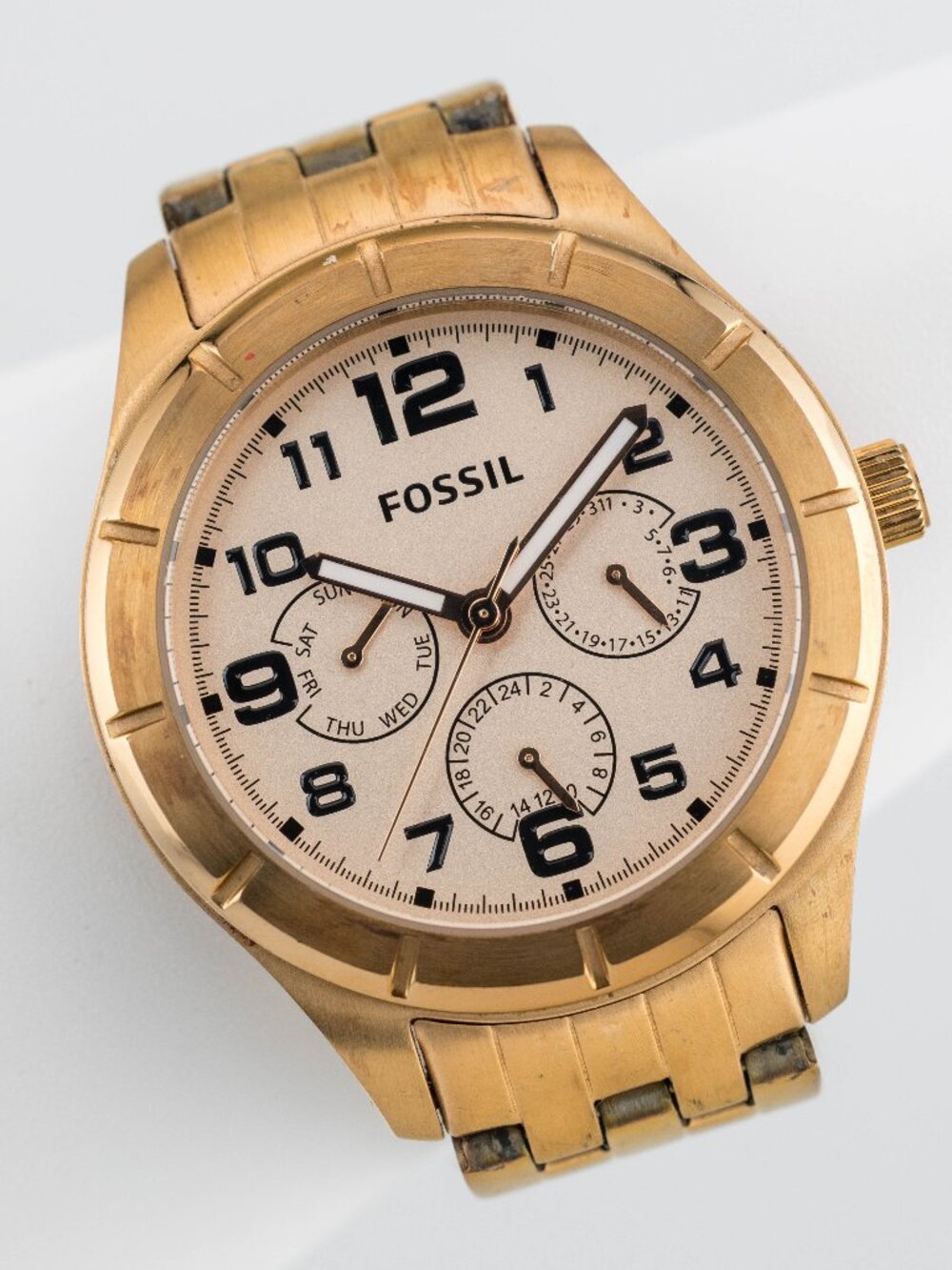 Fossil BQ1411 Women’s Rose Gold Day Date Quartz Analog Watch Fresh Battery